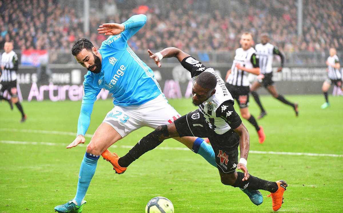 关于马赛客场告捷,法甲前四势头良好的信息 关于马赛客场告捷,法甲前四势头良好的信息