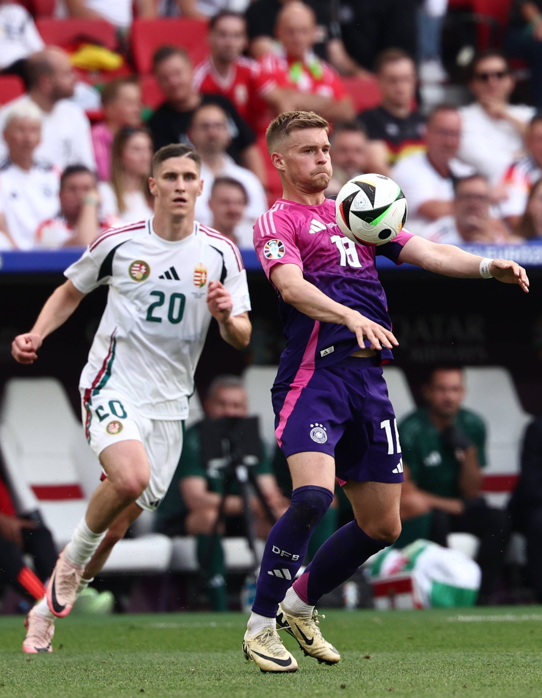 关于家乡友谊赛再现传统对决：德国队斩获胜利的信息