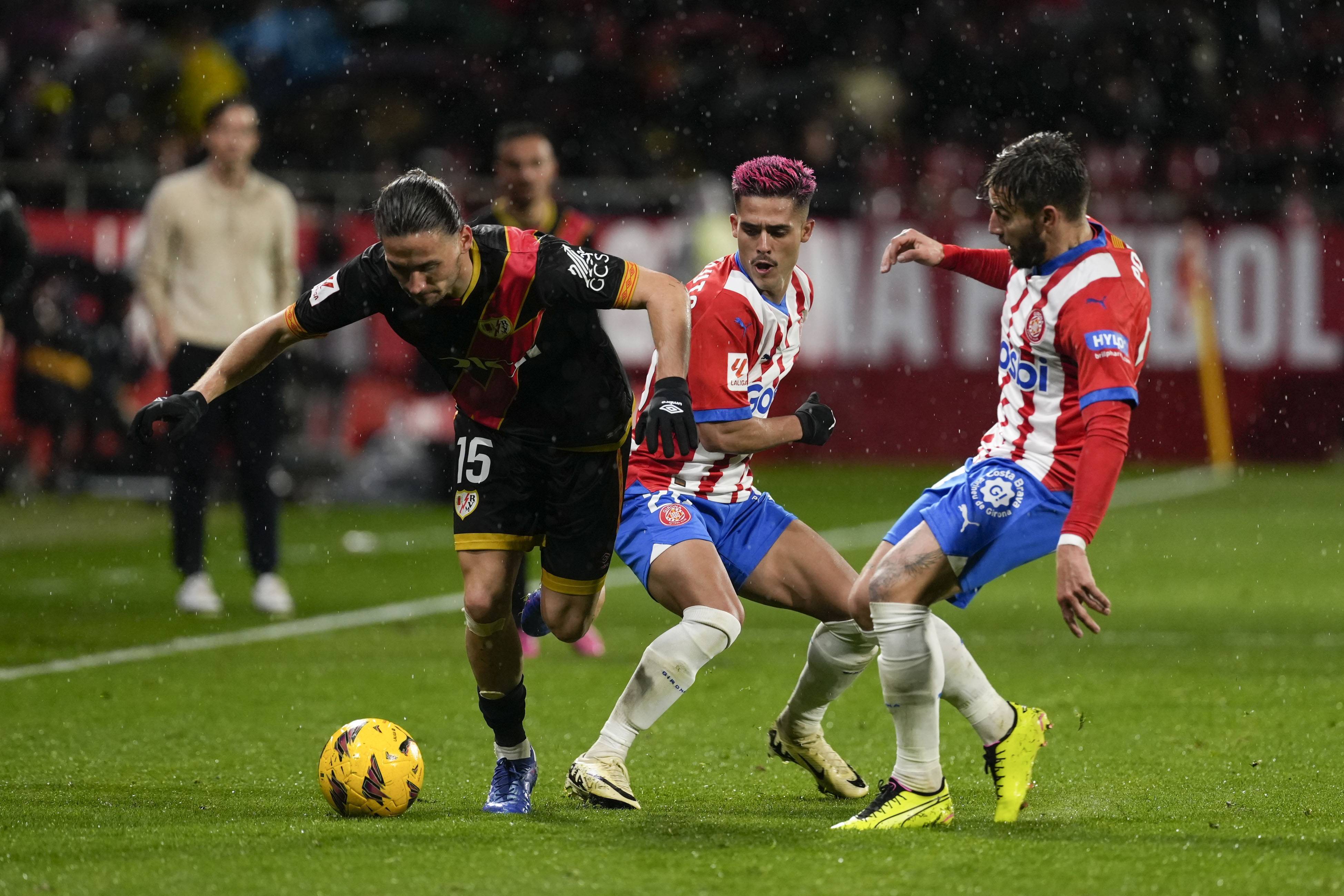 九游VIP-罗马前锋飒爽登场,助球队轻松击败对手的简单介绍