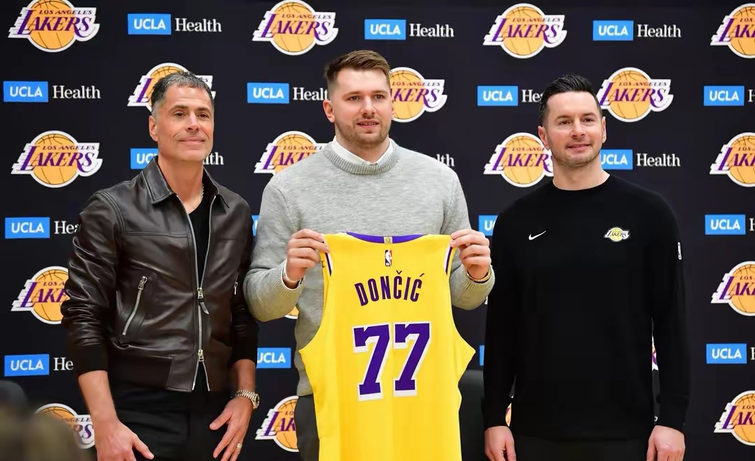 九游app下载-包含球员交易：湖人队交易获取新秀中锋的词条