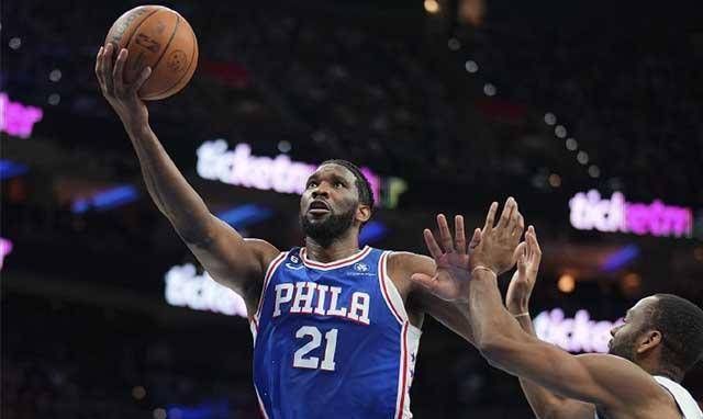 活塞队后卫洛瑞成为历史助攻榜第 活塞队后卫洛瑞成为历史助攻榜第