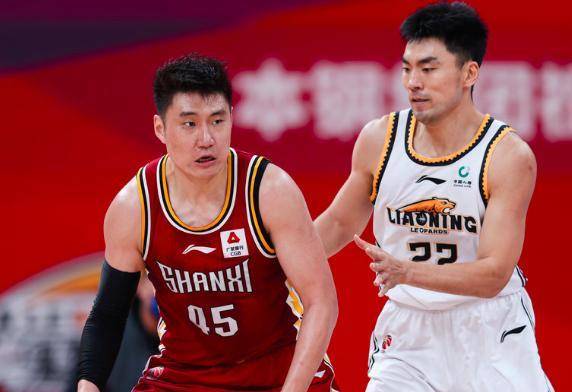 九游中国-陕西男篮合力作战，夺取关键胜利