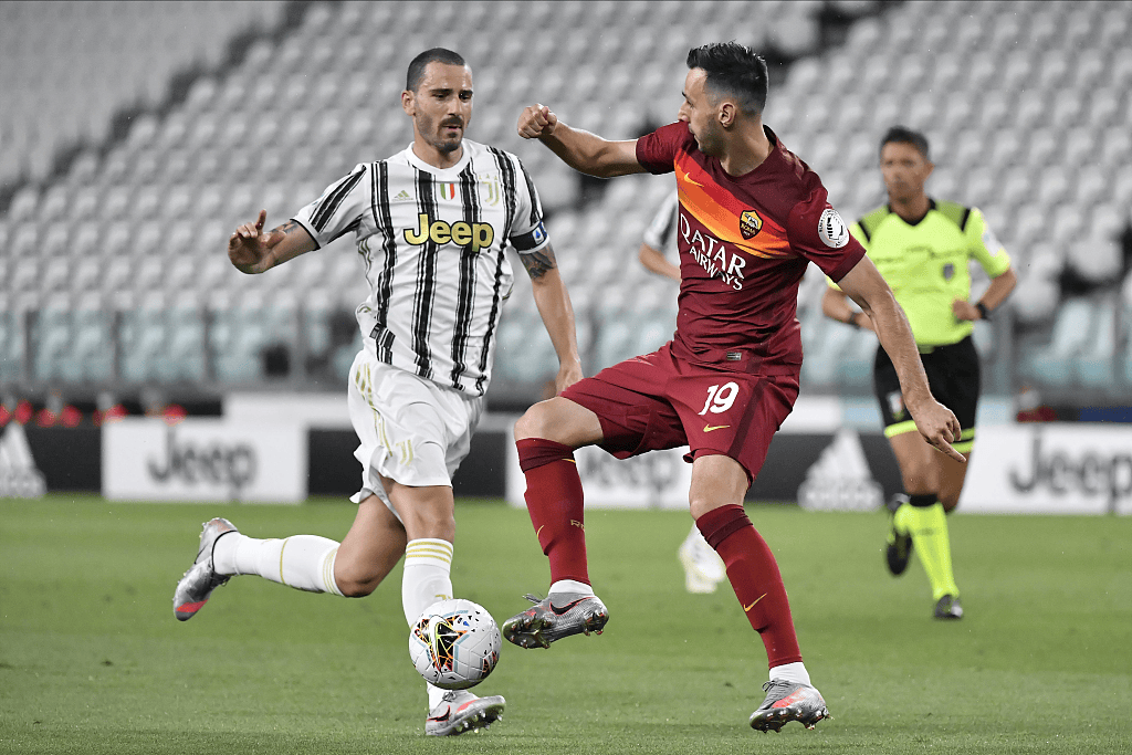 罗马中场球员公开挑战主帅战术,或引发内部矛盾 罗马中场球员公开挑战主帅战术,或引发内部矛盾