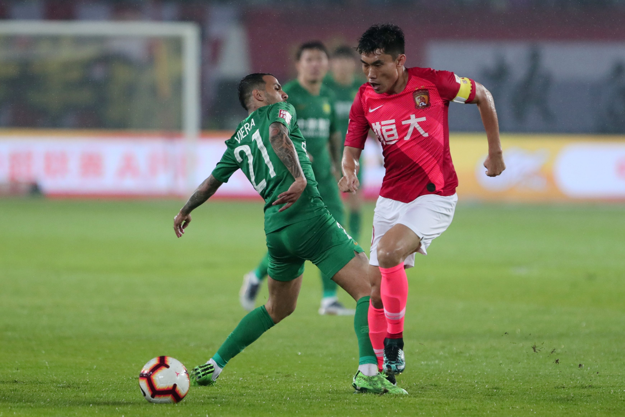 九游体育平台-看看球员们如何克服困难迎接新一场比赛？