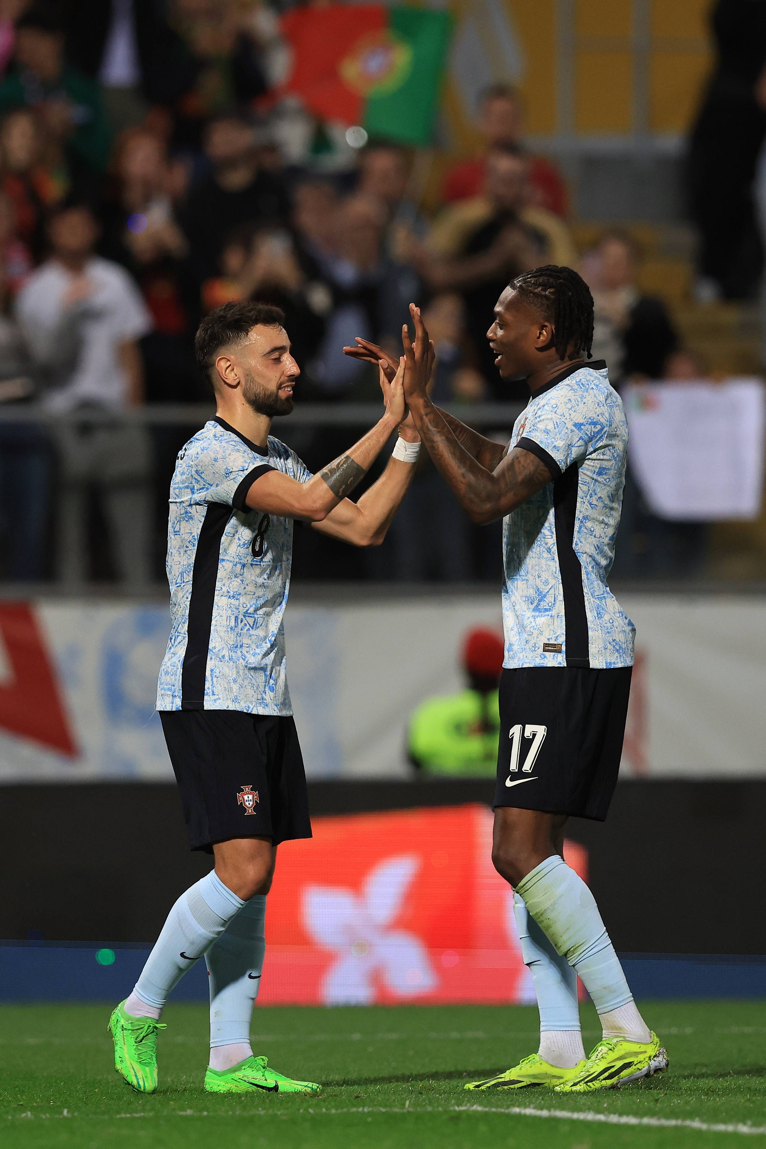 葡萄牙队在国际足球赛上大获全胜