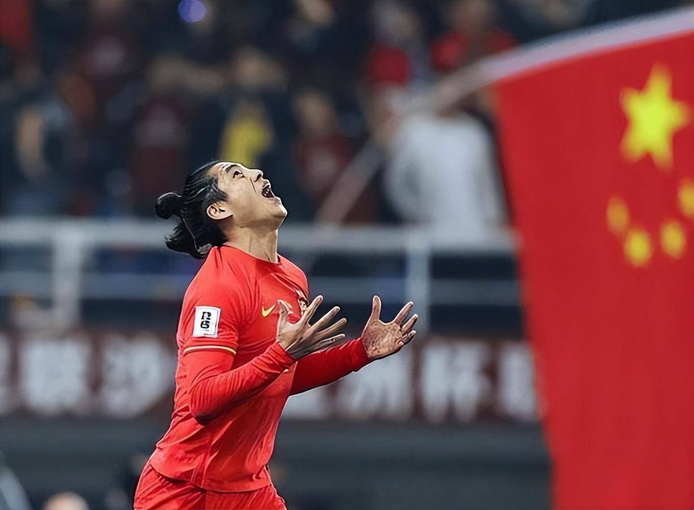 九游APP-包含图卢兹球员积极备战，打造稳固防线的词条