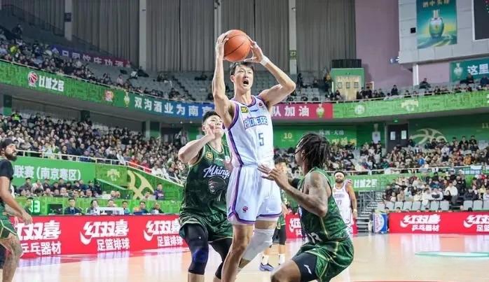 包含南京男篮力争主场胜北京男篮的词条