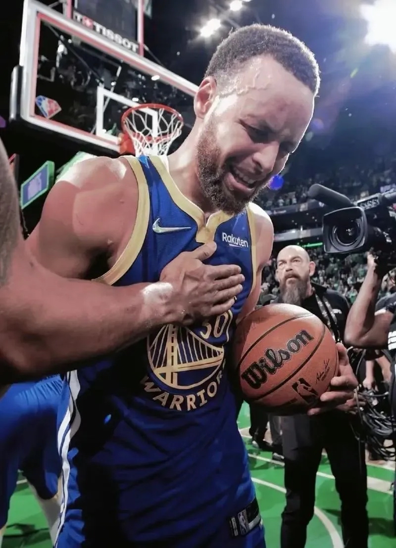 九游官网-包含篮网不敌勇士，季后赛前景黯然失色的词条