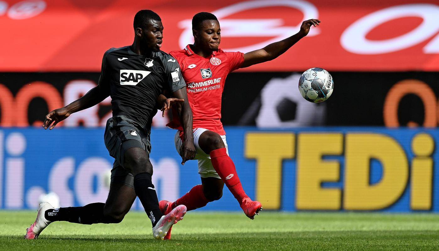 九游娱乐-关于争夺欧战资格:美因茨客场逆转成功,夺得宝贵三分的信息