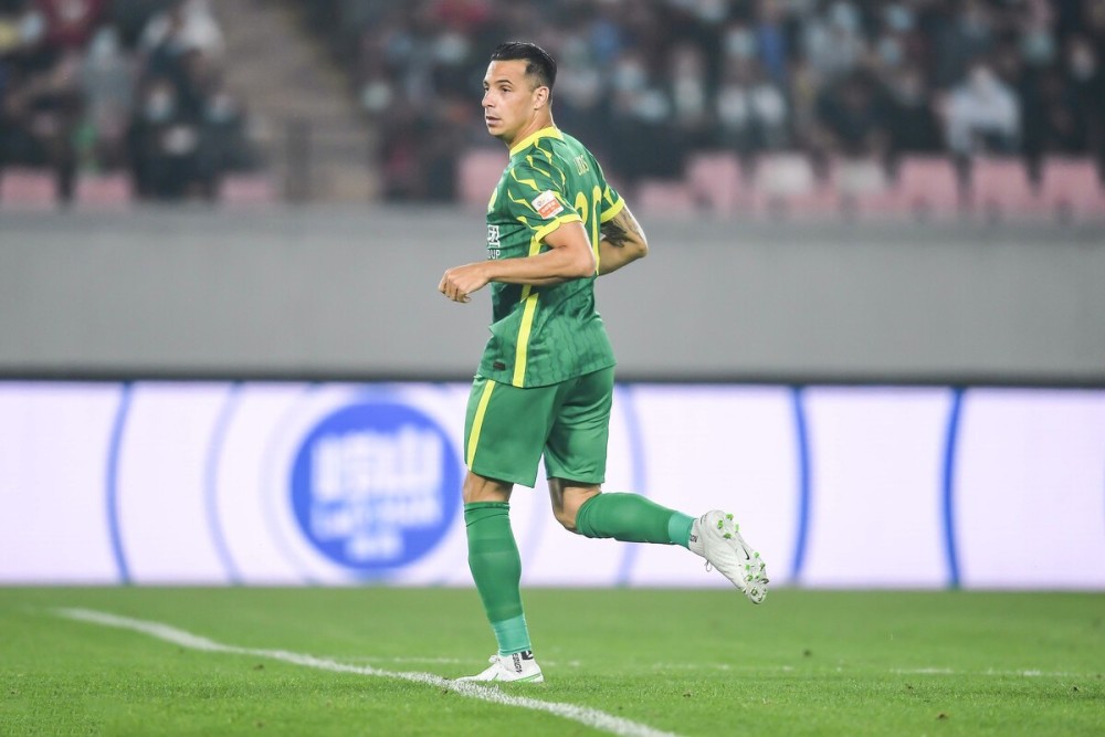 克罗托内客场遭遇打击,保级形势艰难 克罗托内客场遭遇打击,保级形势艰难