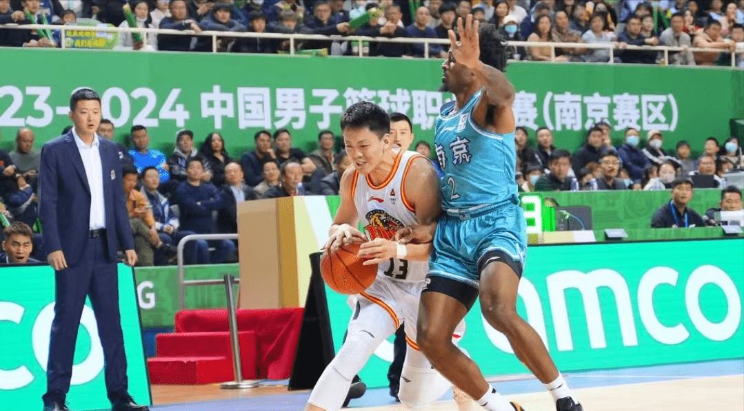 吉林队全面发威,扭转比赛局面 吉林队全面发威,扭转比赛局面