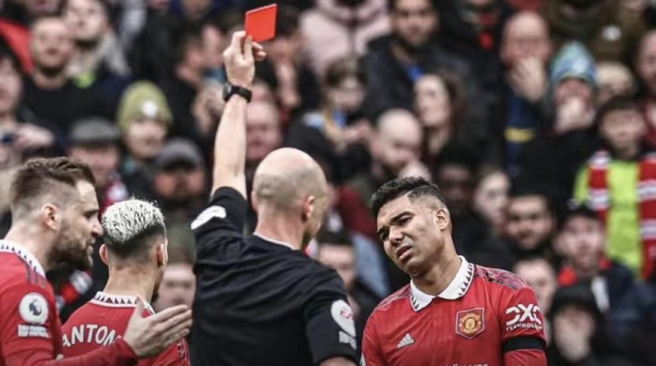 九游娱乐网站-南安普顿客场逼平曼联，表现抢眼