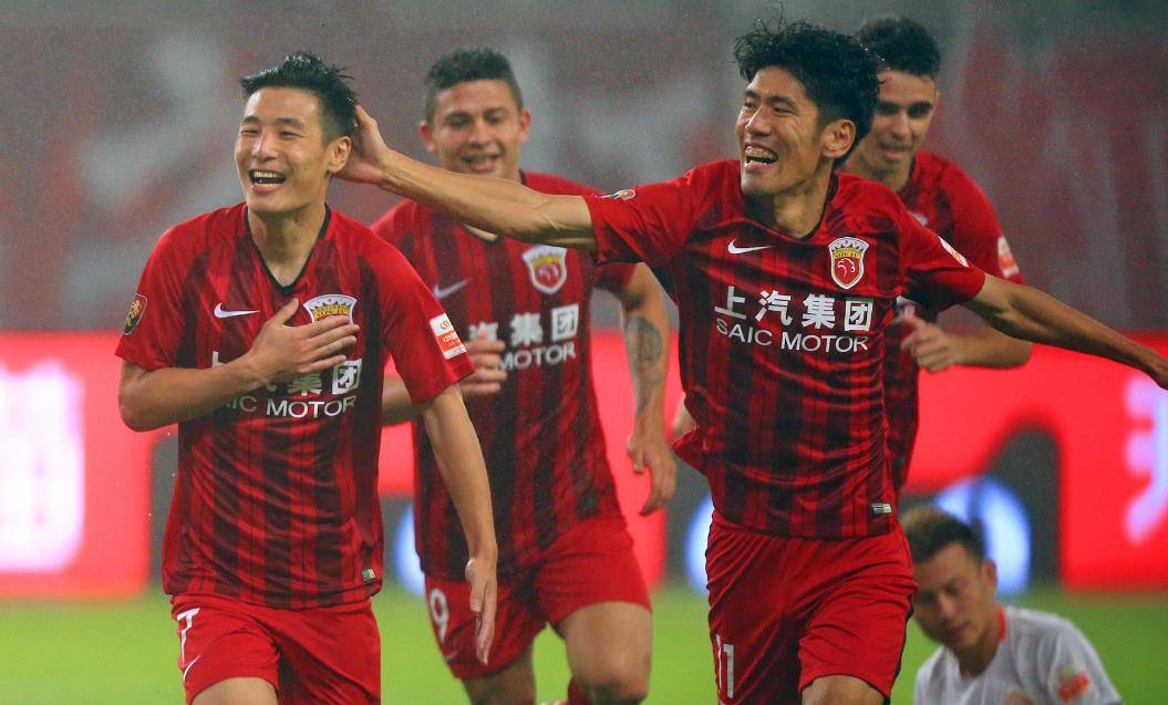 上港主场大破对手,豪取六连胜 上港主场大破对手,豪取六连胜