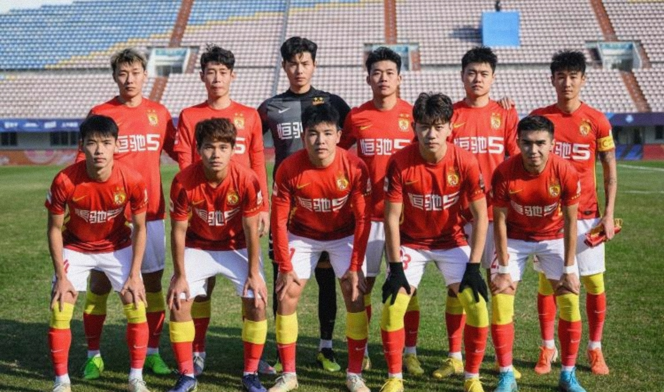 九游体育-广州恒大再获胜利，稳固联赛领先地位！