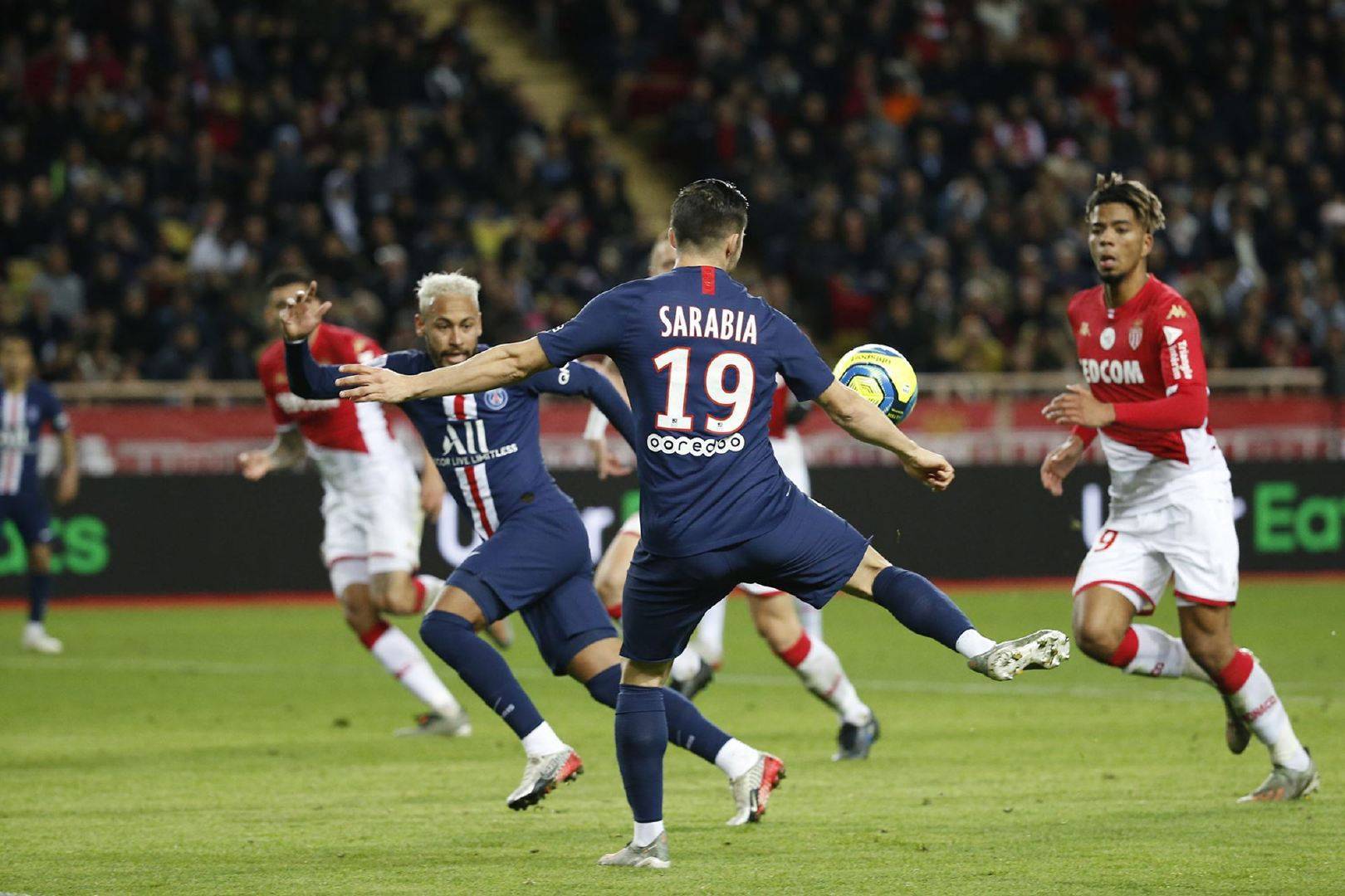 巴黎圣日耳曼取得五连胜，稳坐法甲王座的简单介绍