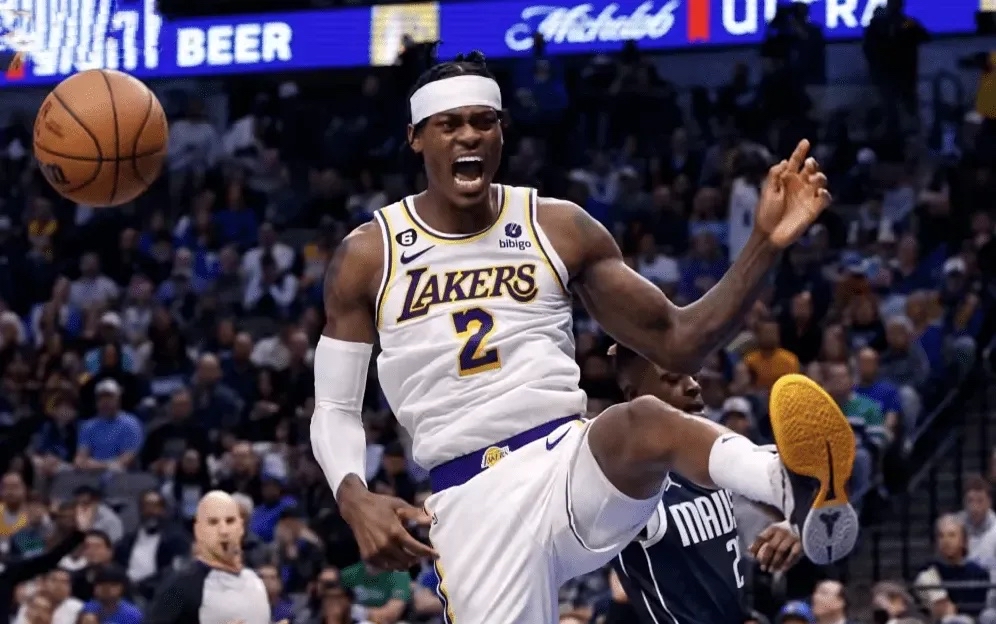 包含人豪取两连胜，科特尼时刻逆袭在指间的词条