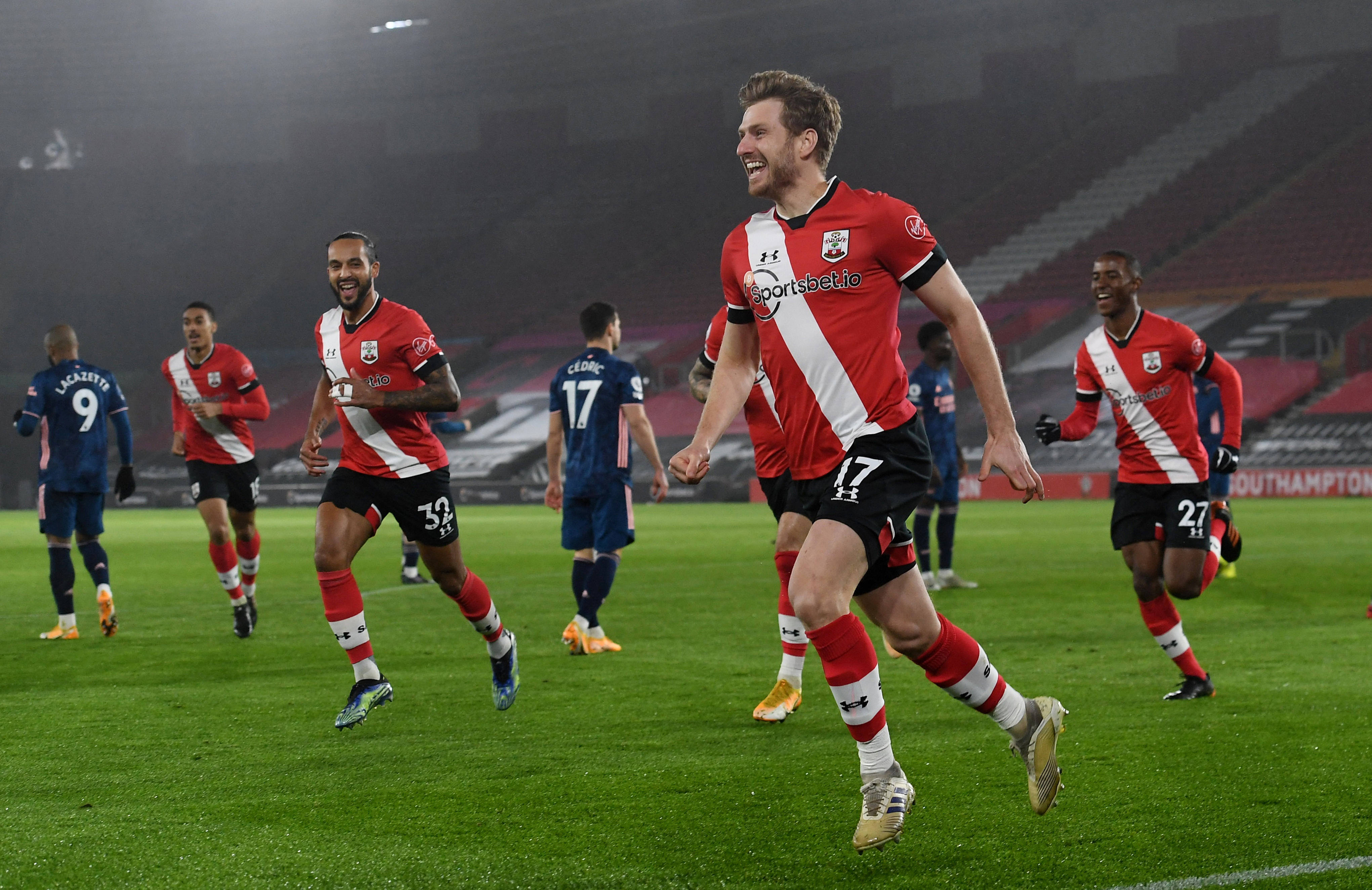 南安普顿大败阿森纳,战绩持续低迷的简单介绍 南安普顿大败阿森纳,战绩持续低迷的简单介绍