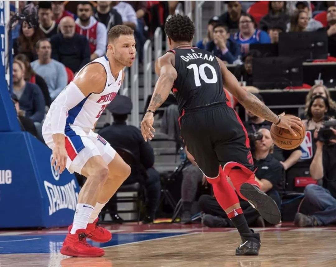 九游app下载-公牛队遭逢困境,活塞队努力防守追分