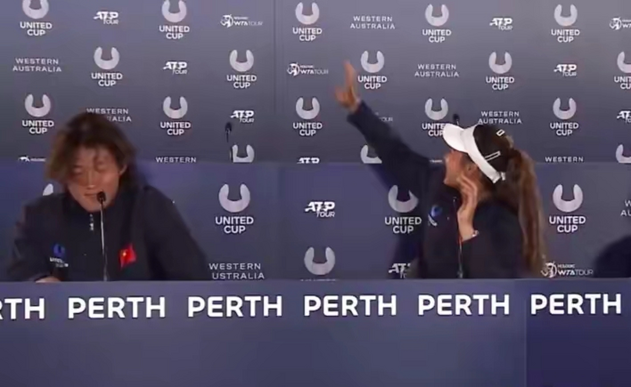 包含联合杯翻盘温网,德约科维奇带队取胜的词条 包含联合杯翻盘温网,德约科维奇带队取胜的词条