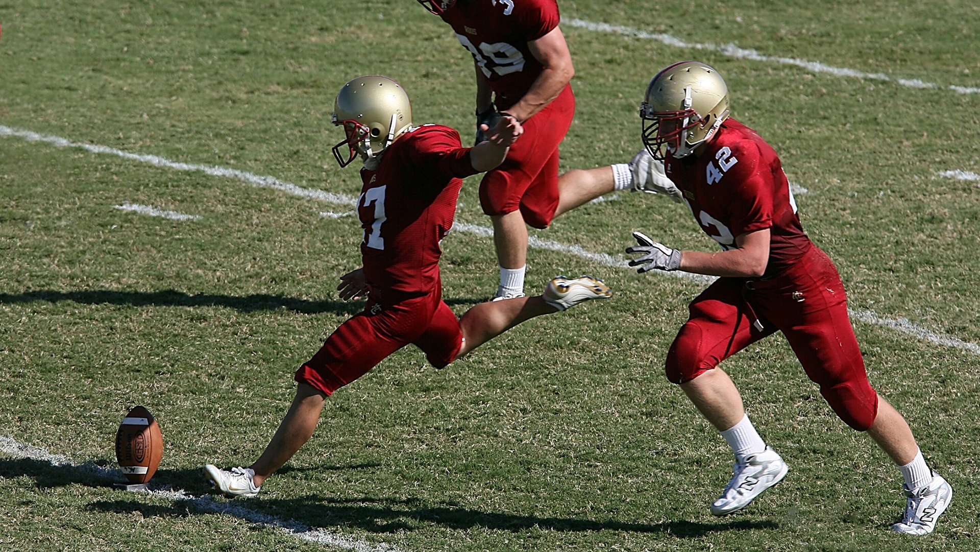 琴弦上的重音与新月上的利刃—论关键节点上，个体闪光与集体意志的胜利